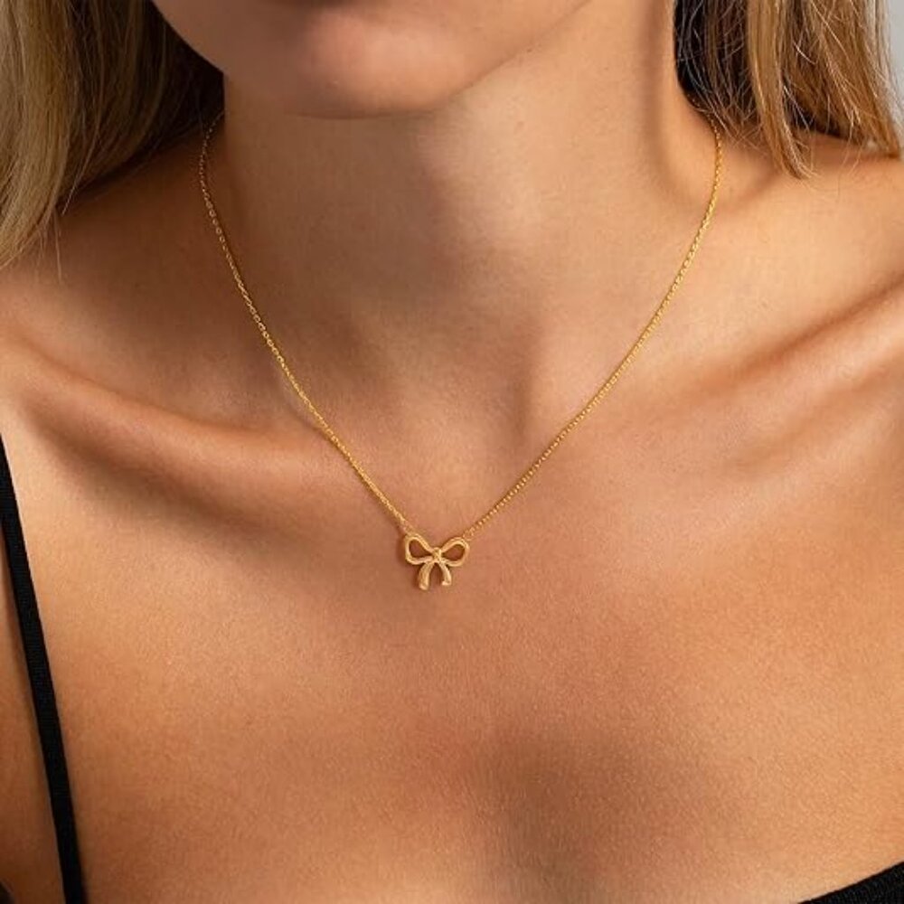 Neiman Marcus 18K Gold Plated Bow Necklace - Picture 1 of 5